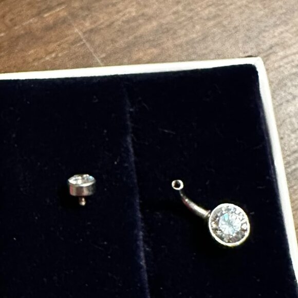 Maria Tash Naval Solitaire Plain Bezel White Gold 14k with CZ - Picture 3 of 5